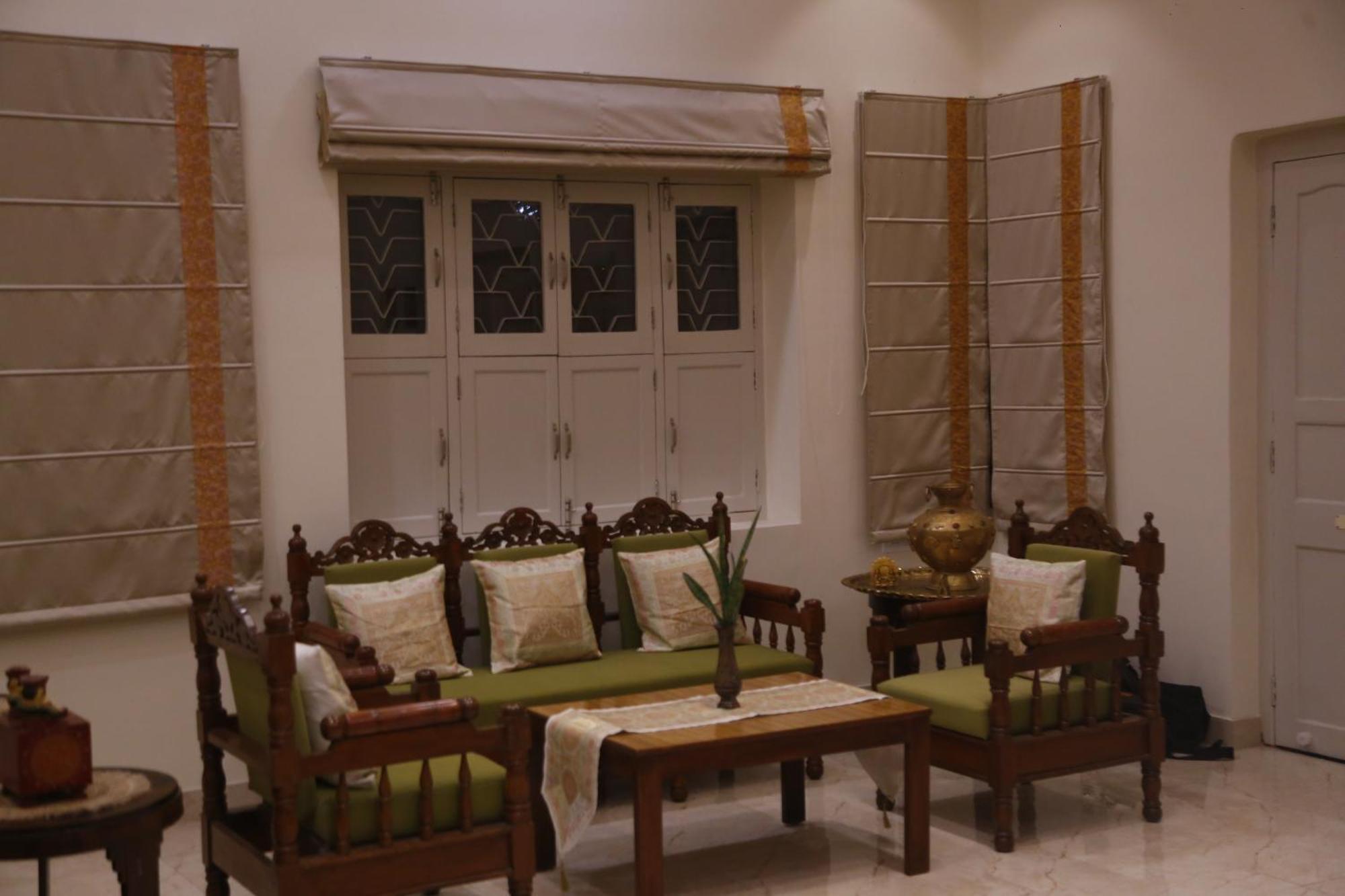 Heritage Haveli Varanasi Bagian luar foto